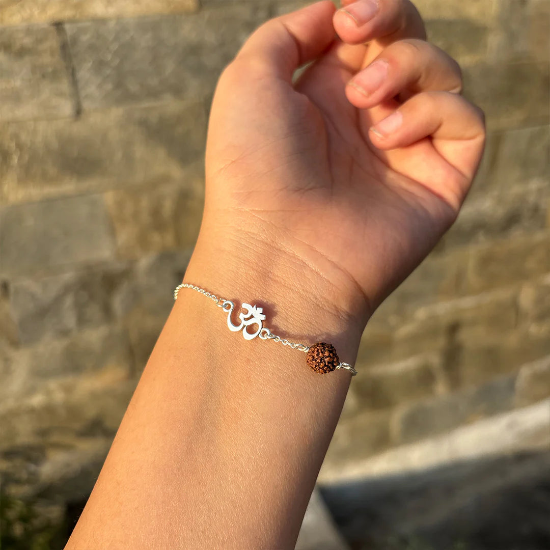 Stylish original 7mm rudraksha oom braclet